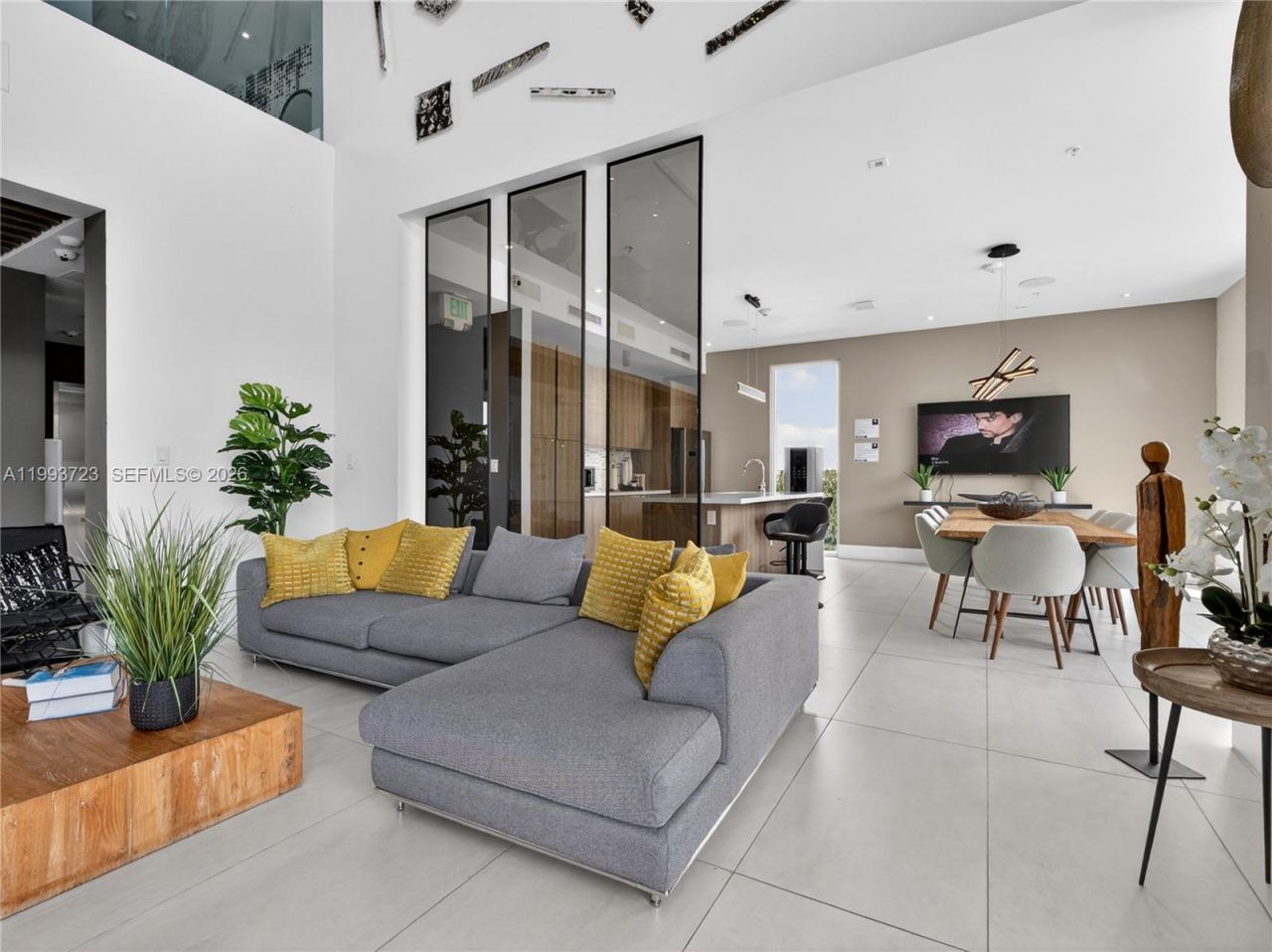 7159 NW 102nd Place, Doral, FL 33178 Photo