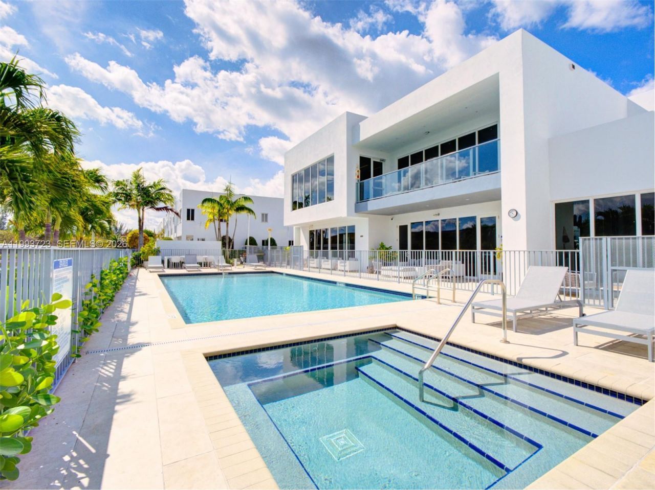 7159 NW 102nd Place, Doral, FL 33178 Photo