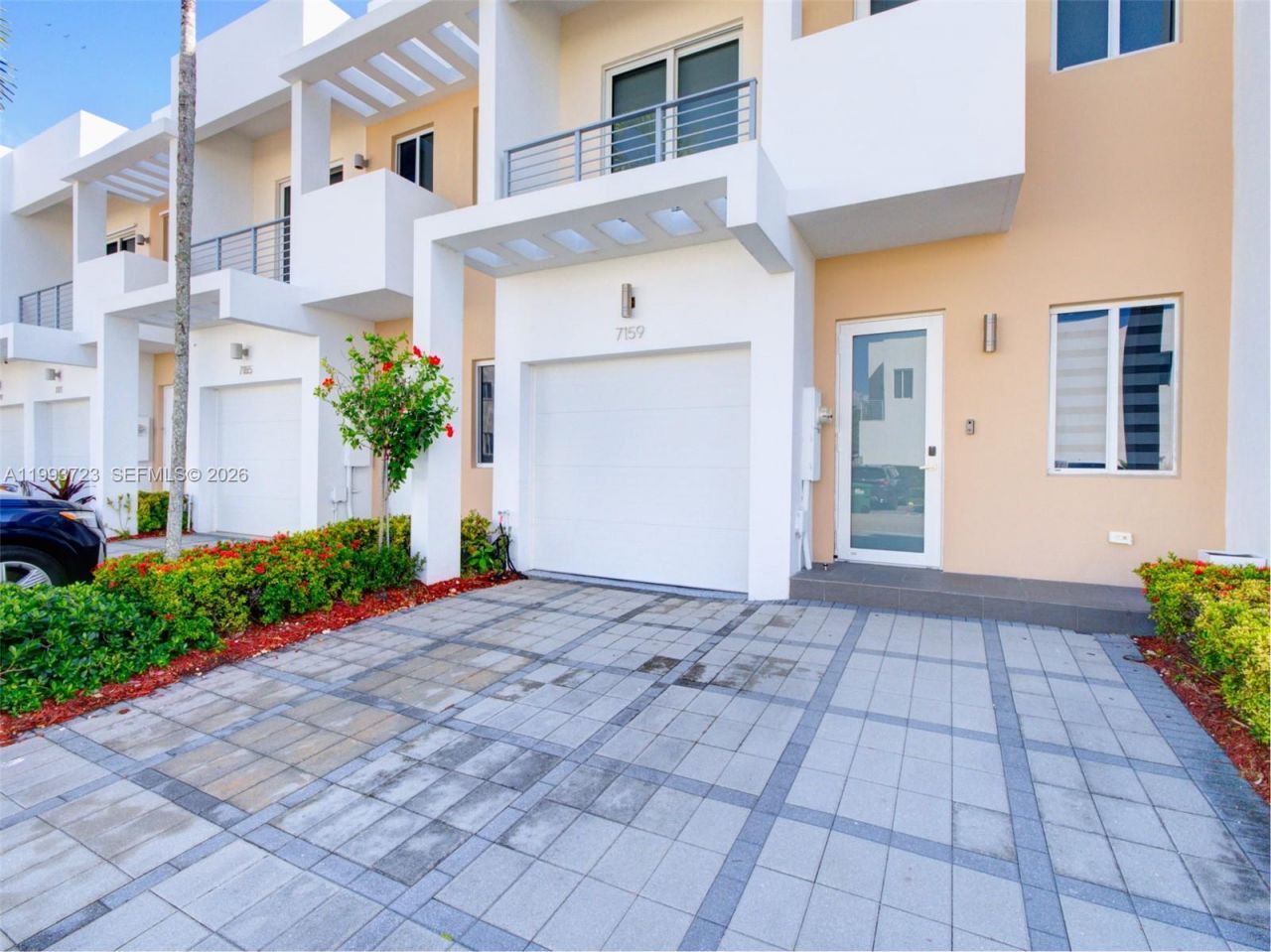 7159 NW 102nd Place, Doral, FL 33178 Photo