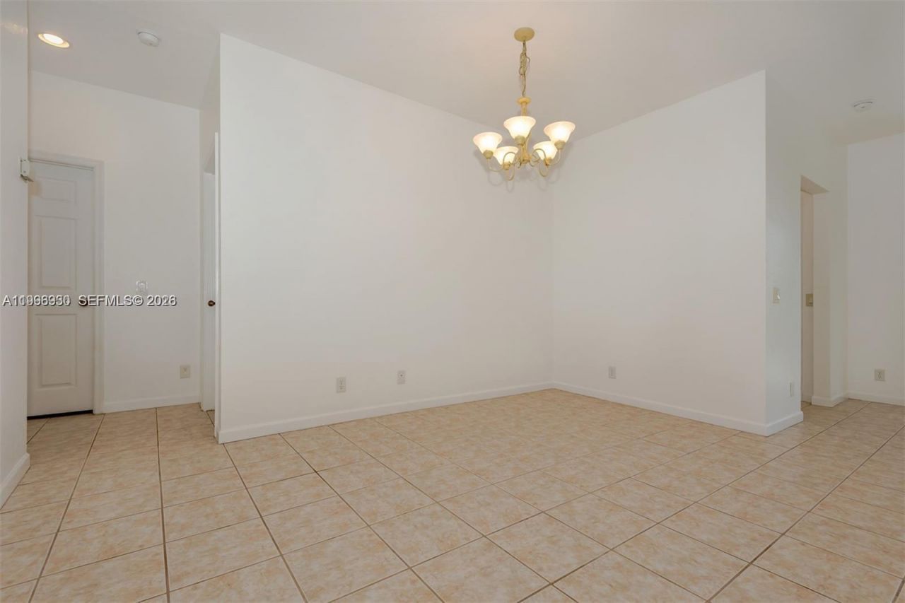 1877 Aspen Ln, Weston, FL 33327 Photo