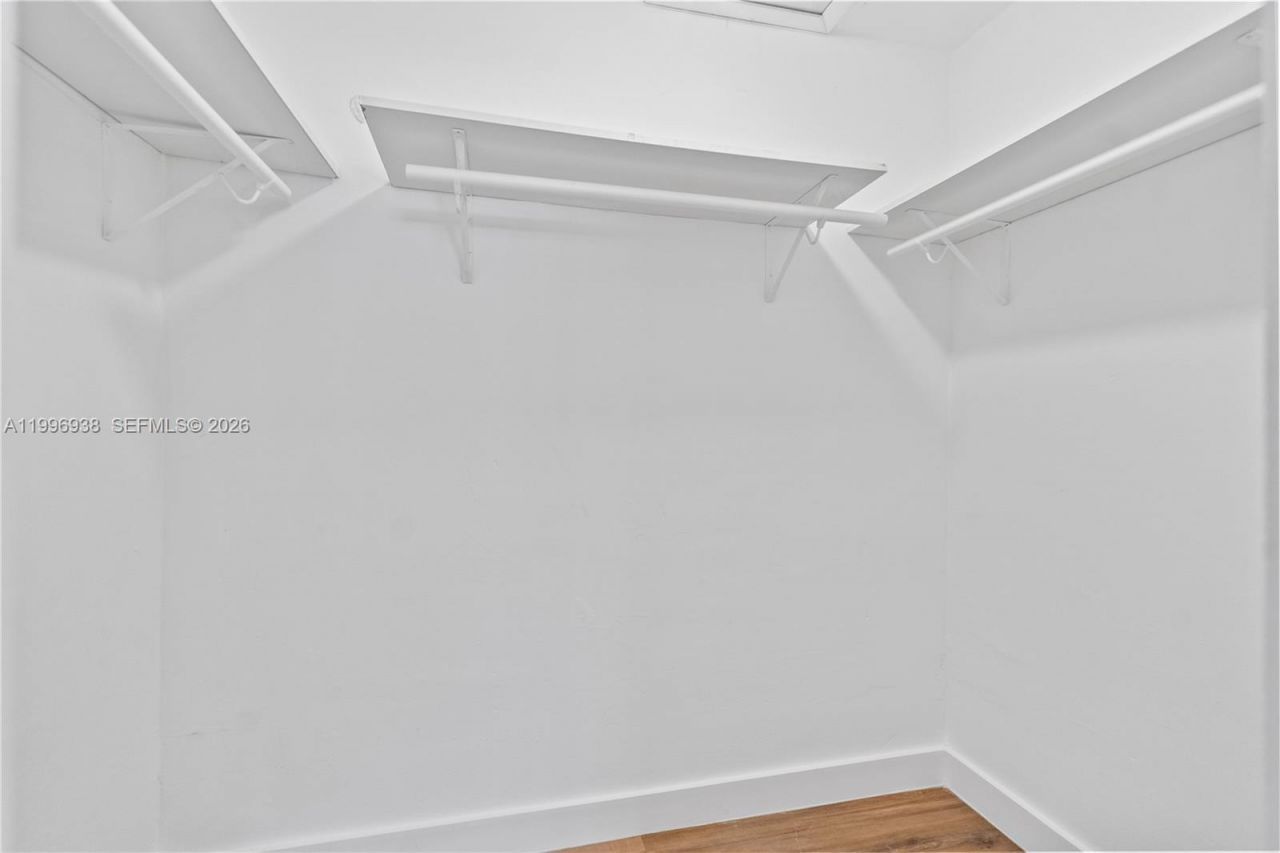 361 E 39th St, Unit 1, Hialeah, FL 33013 Photo