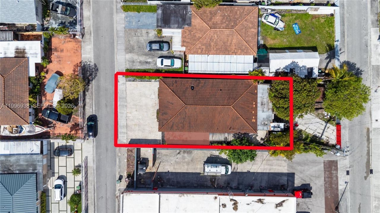 361 E 39th St, Unit 1, Hialeah, FL 33013 Photo