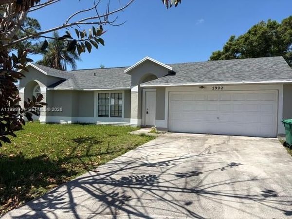 2992 SW Lucerne St, Port St. Lucie, FL 34953