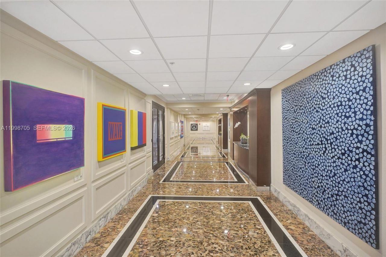 5600 Collins Ave, Unit 5C, Miami Beach, FL 33140 Photo