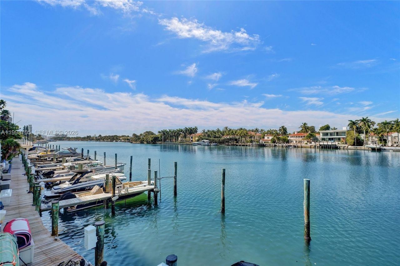 5600 Collins Ave, Unit 5C, Miami Beach, FL 33140 Photo