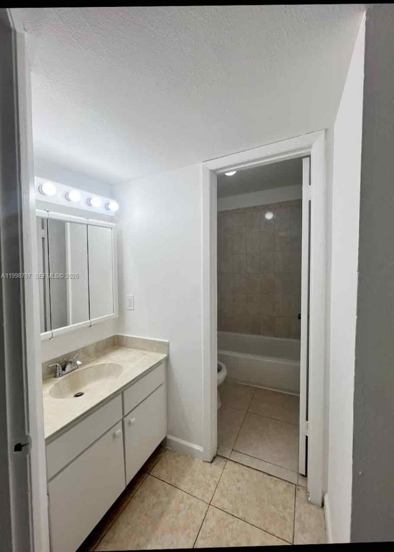 8719 NW 39th St , Unit 8719, Sunrise, FL 33351 Photo