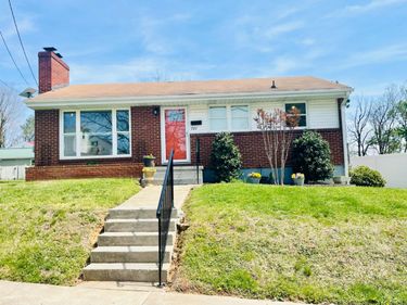 703 North Street, Bedford, VA 24523