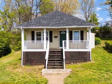 702 13th Street, Altavista, VA 24517