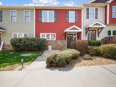 1070 Commonwealth Circle, Forest, VA 24551