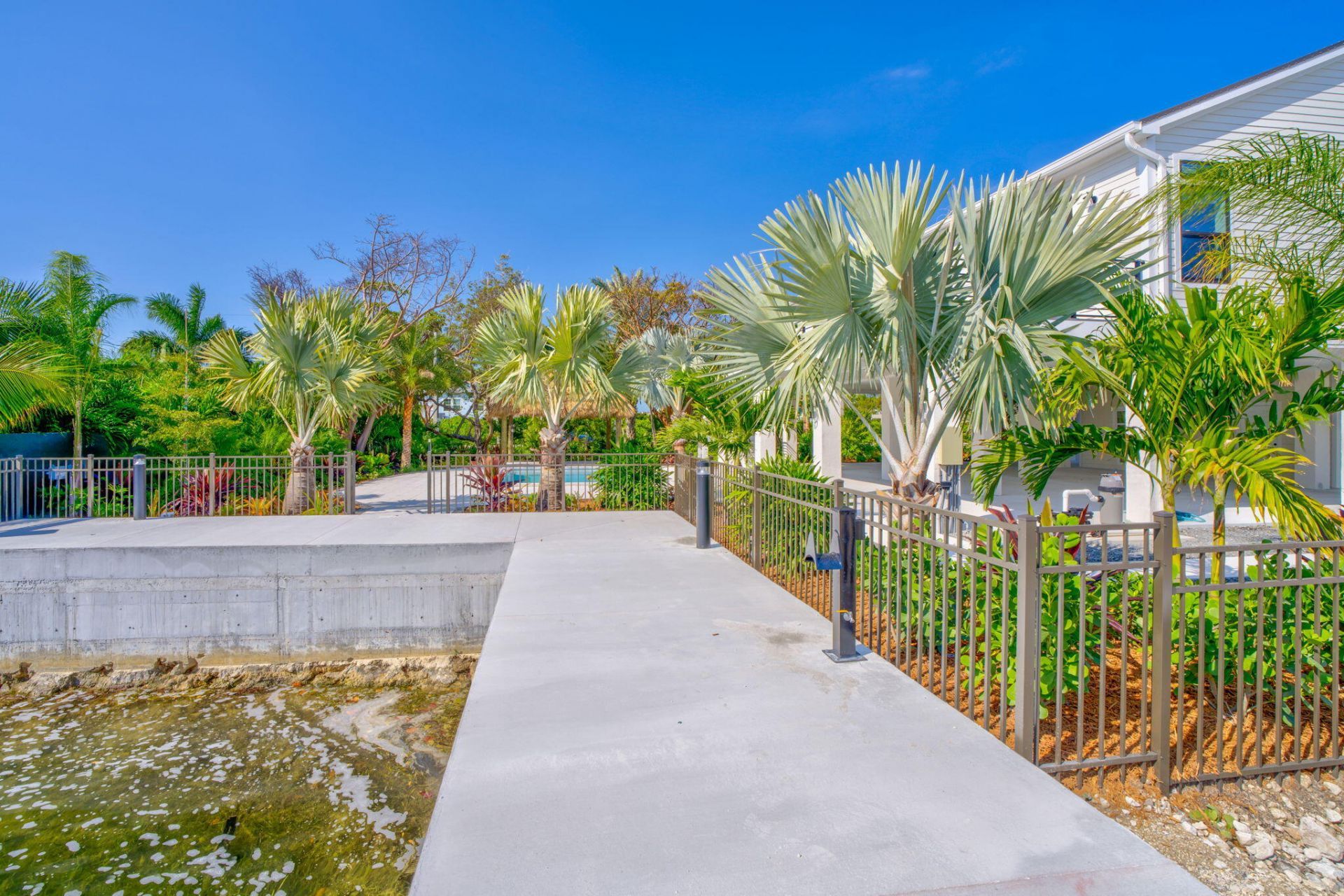17210 Angelfish Lane, Sugarloaf, FL 33042 Photo