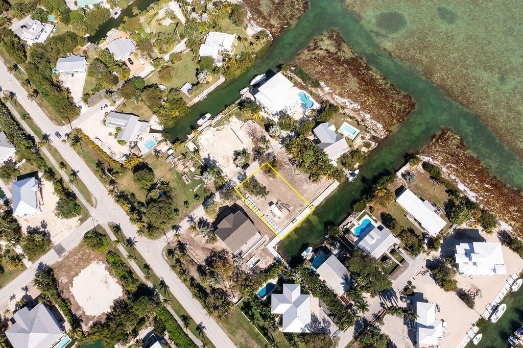 17220 Angelfish Lane, Sugarloaf, FL 33042 Photo