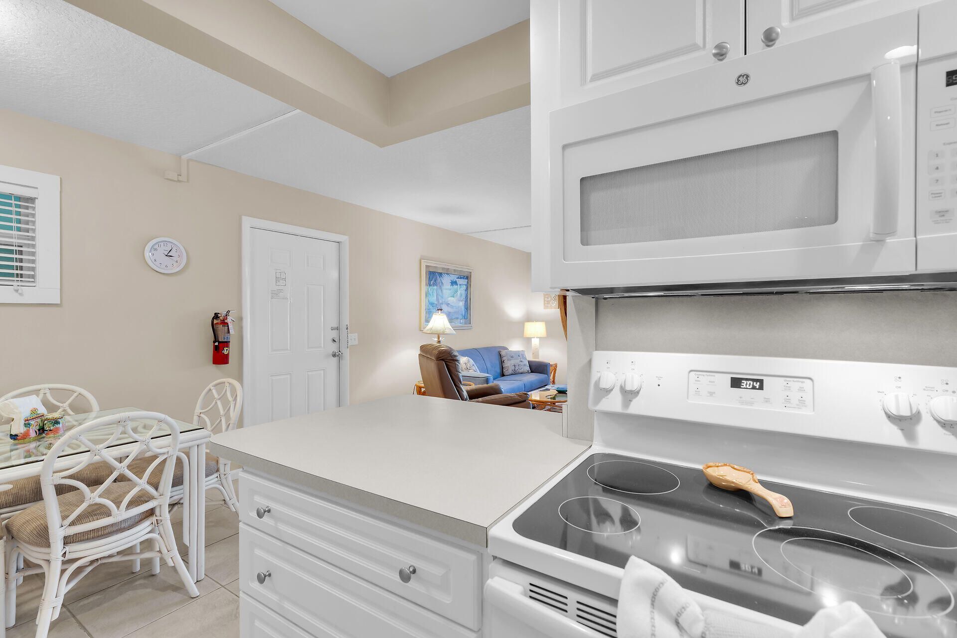 1101 W Ocean Drive, Unit 32, Key Colony, FL 33051 Photo