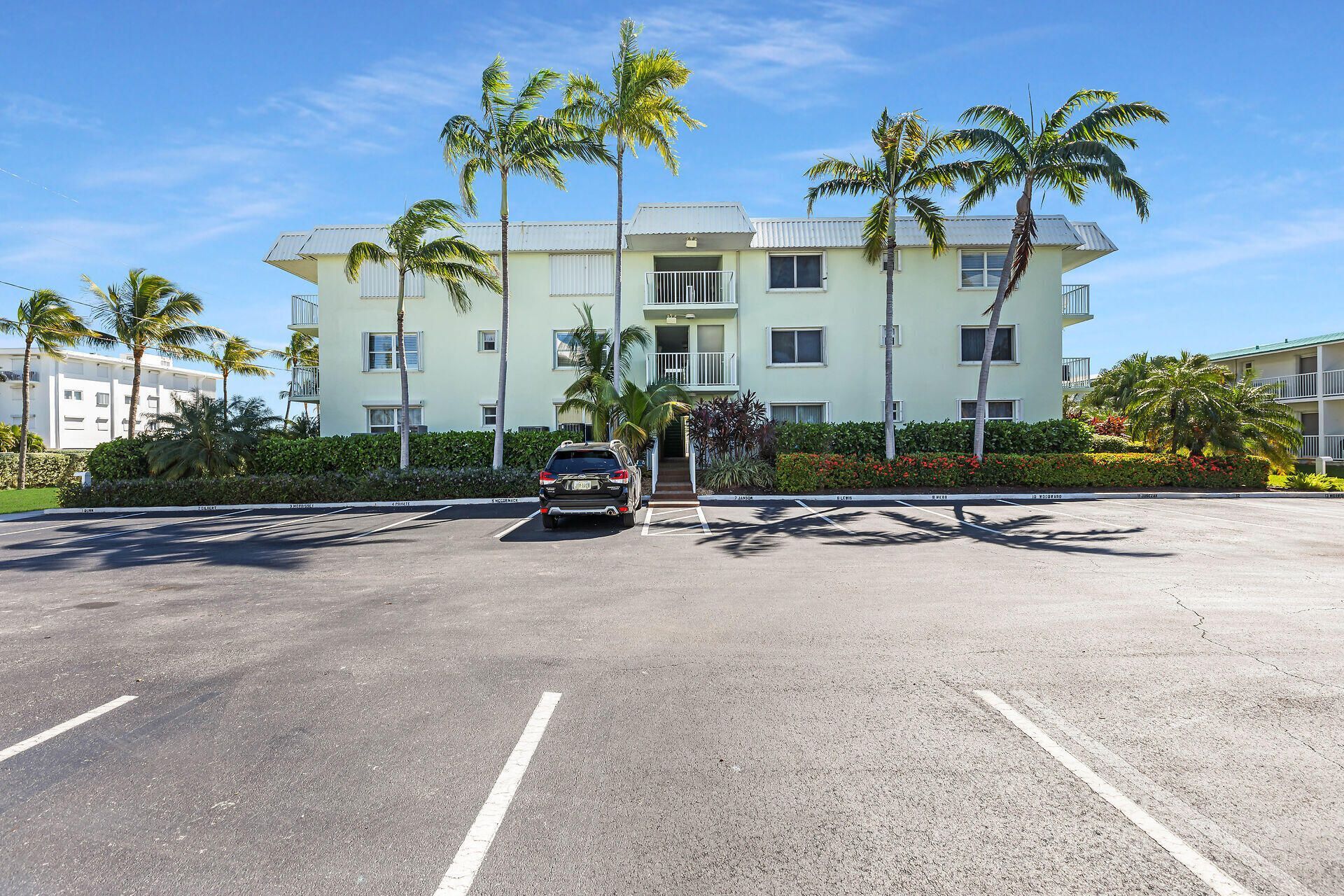 1101 W Ocean Drive, Unit 32, Key Colony, FL 33051 Photo