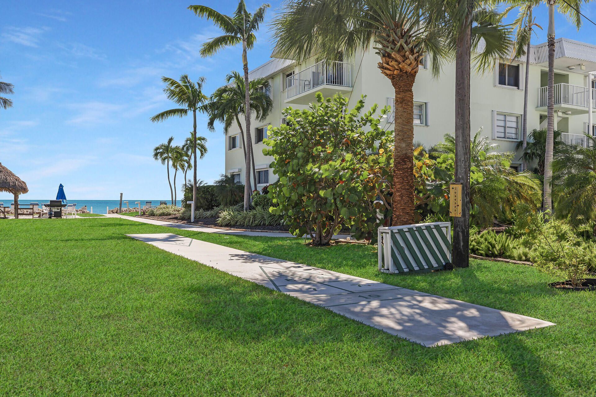 1101 W Ocean Drive, Unit 32, Key Colony, FL 33051 Photo