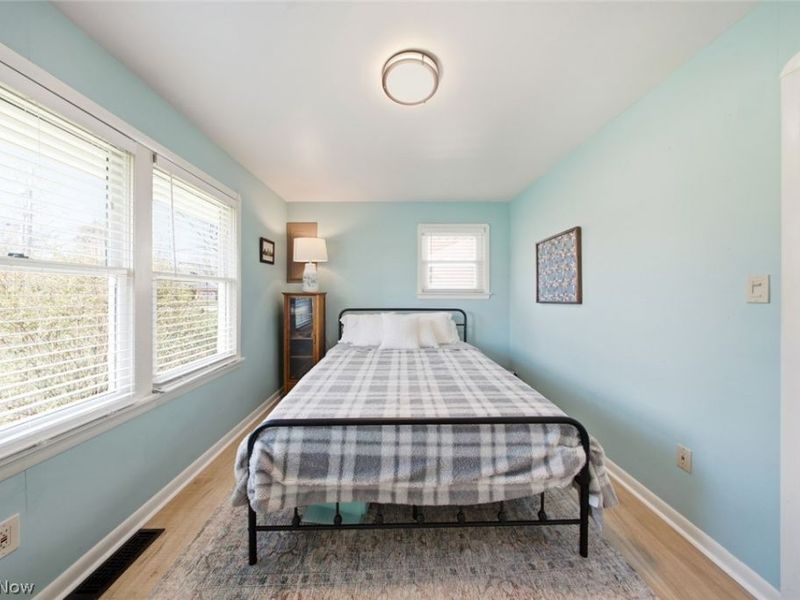 23904 Lake Road, Bay Village, OH 44140 Photo 32