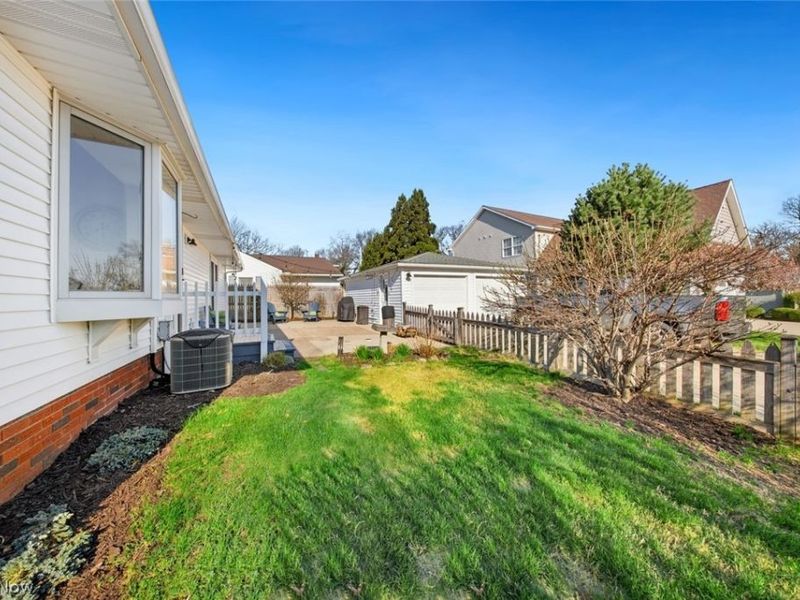 23904 Lake Road, Bay Village, OH 44140 Photo 44