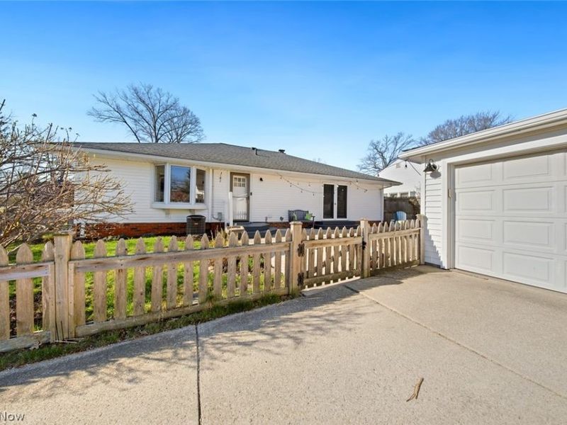 23904 Lake Road, Bay Village, OH 44140 Photo 45