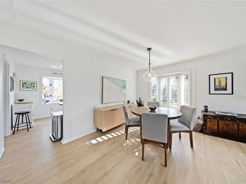 23904 Lake Road, Bay Village, OH 44140 Photo 6