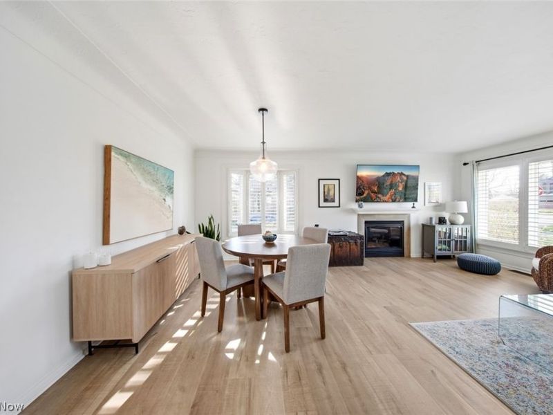 23904 Lake Road, Bay Village, OH 44140 Photo 7