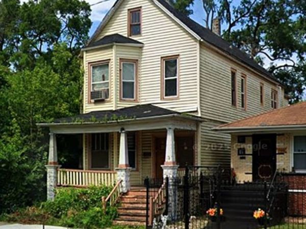 11576 S State Street, Chicago, IL 60628