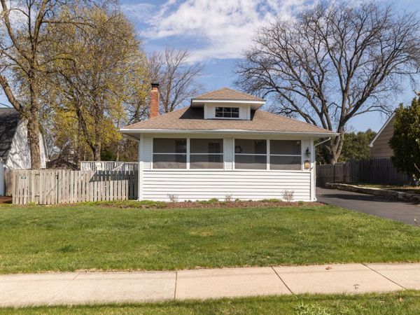 219 W Oak Avenue , Wheaton, IL 60187