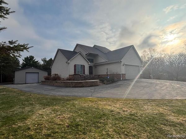 7211 Hewitt Road, Grant Twp, MI 48032