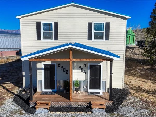 904 W 6th Street , Leadville, CO 80461