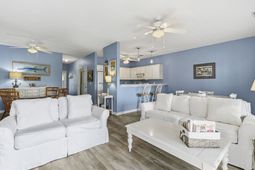 1058 Sea Mountain Hwy. photo 4