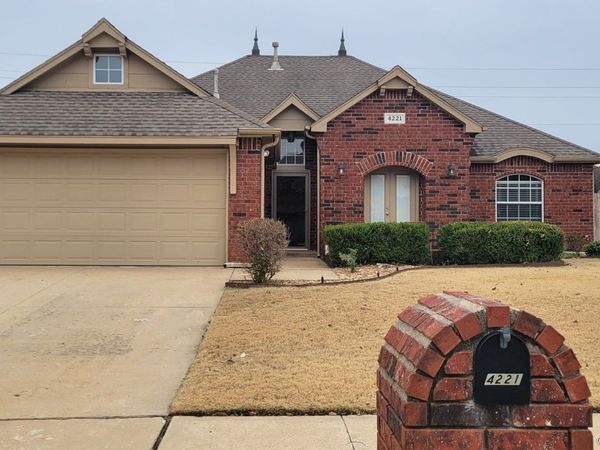 4221 W Greeley Street , Broken Arrow, OK 74012