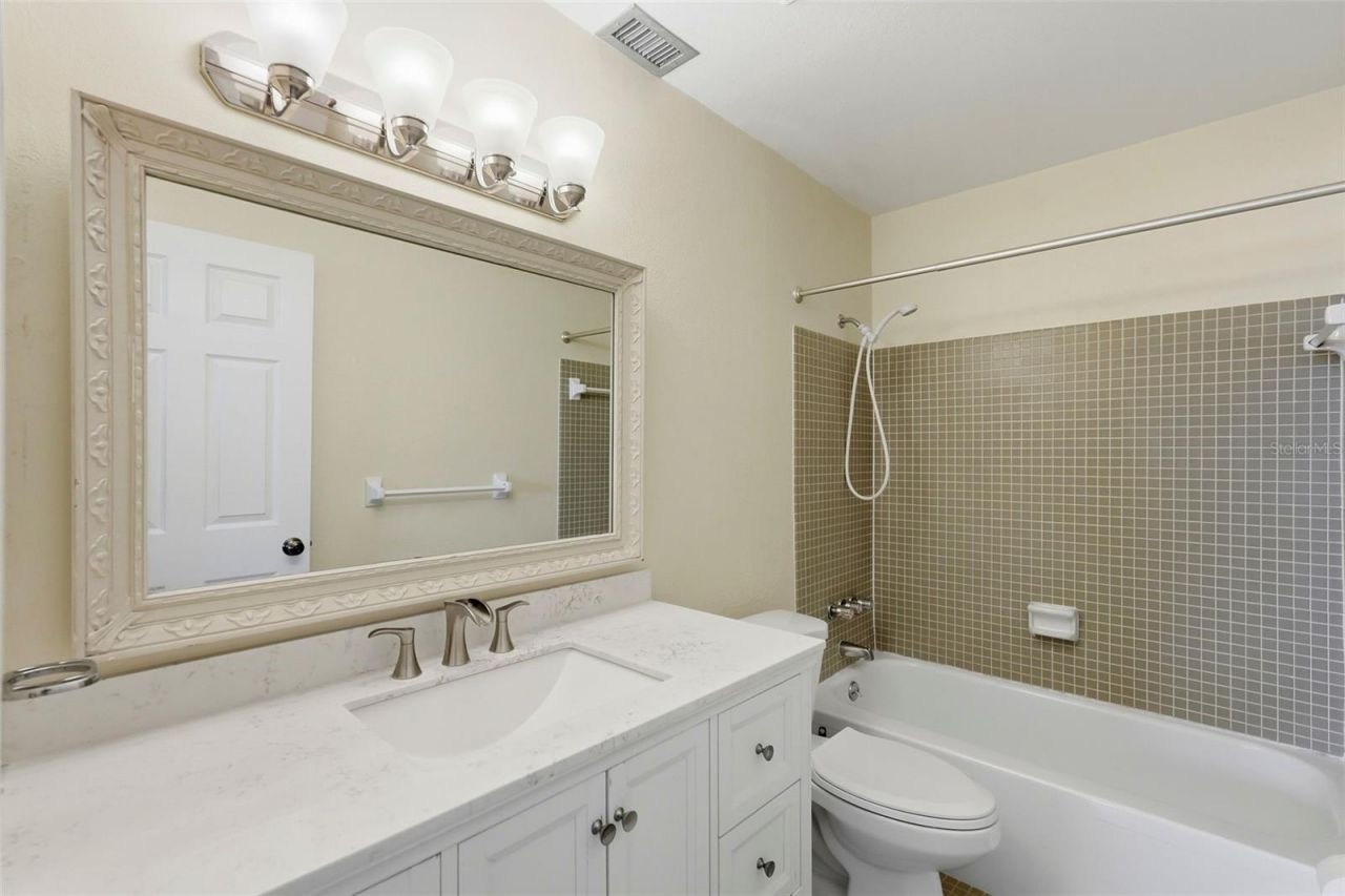 350 79th Avenue N, Unit 122, Saint Petersburg, FL 33702 Photo