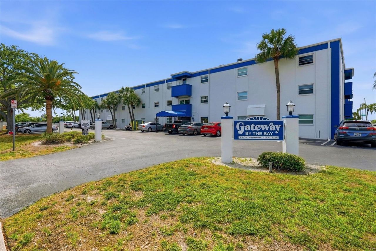 350 79th Avenue N, Unit 122, Saint Petersburg, FL 33702 Photo