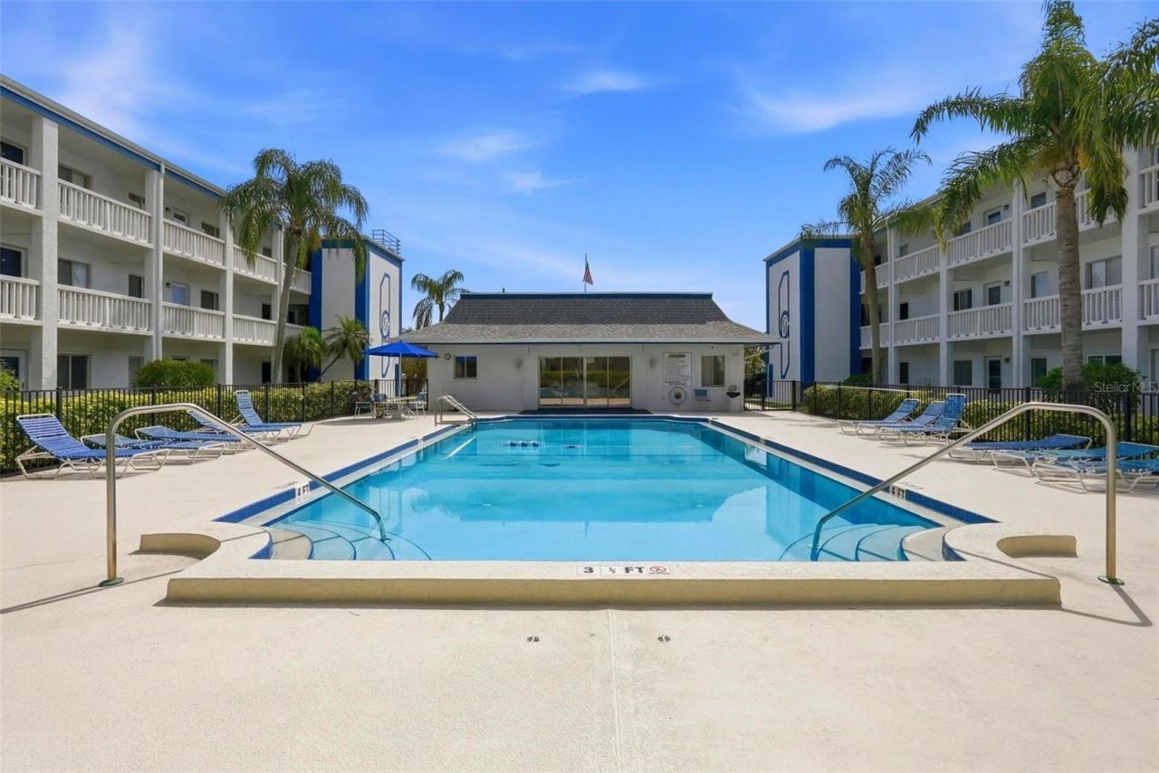 350 79th Avenue N, Unit 122, Saint Petersburg, FL 33702 Photo