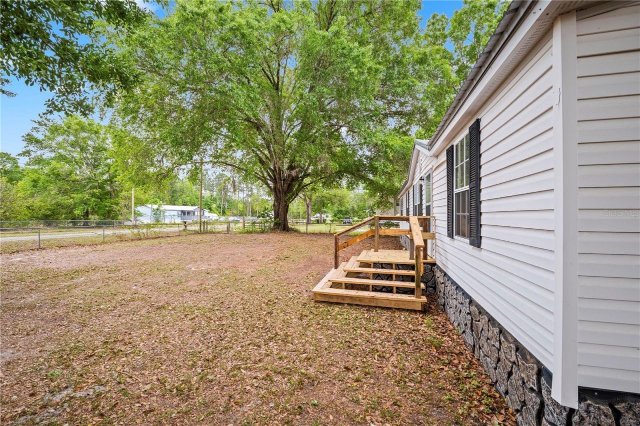 4318 Deerfield Circle W, Macclenny, FL 32063 Photo