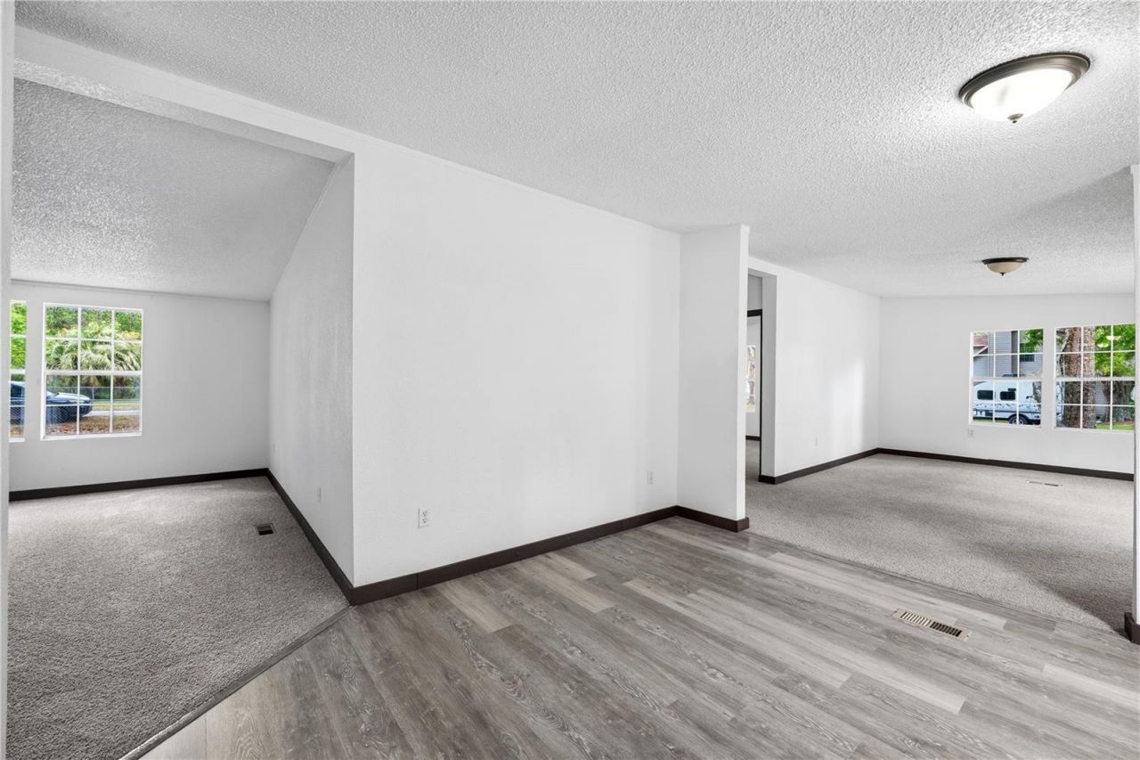 4318 Deerfield Circle W, Macclenny, FL 32063 Photo