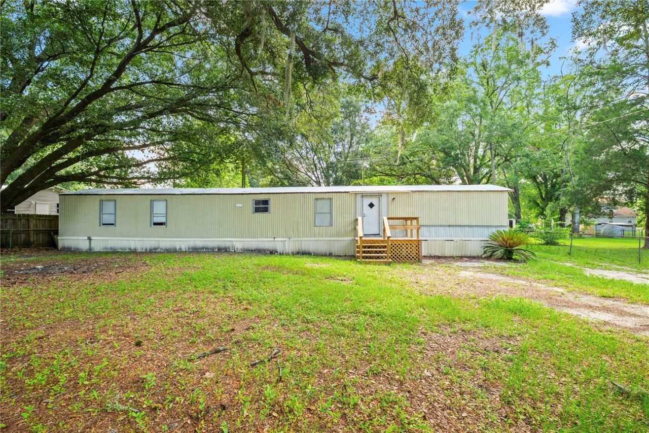 4318 Deerfield Circle W, Macclenny, FL 32063 Photo