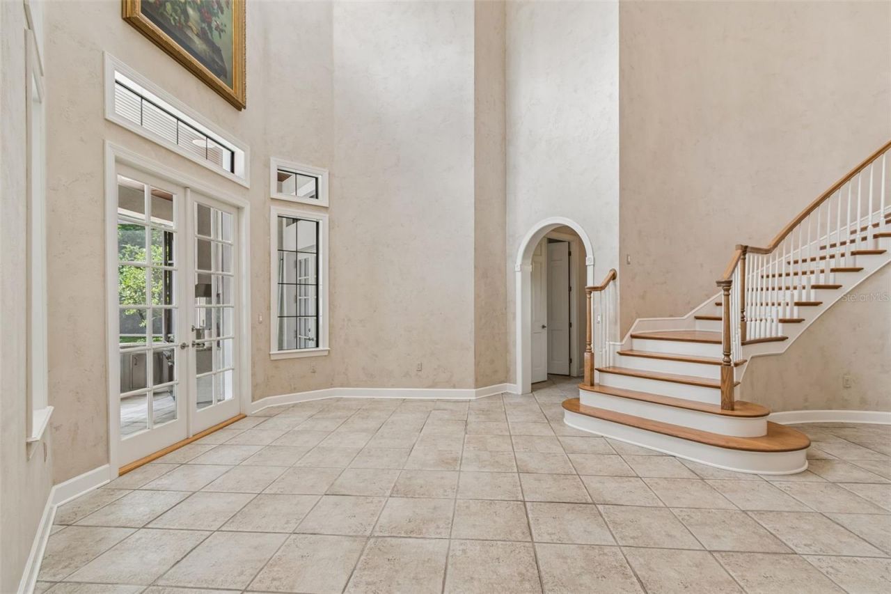 702 Berrocales De Avila, Tampa, FL 33613 Photo