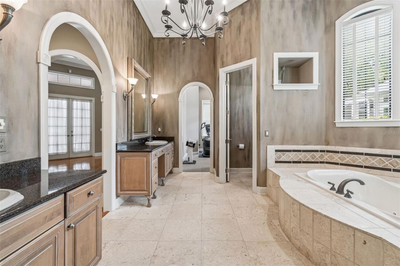 702 Berrocales De Avila, Tampa, FL 33613 Photo