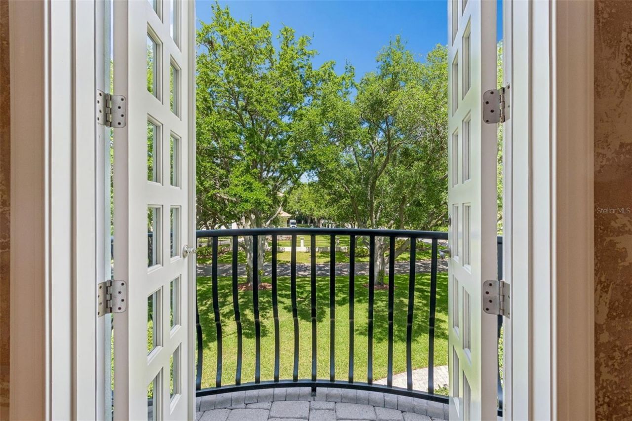 702 Berrocales De Avila, Tampa, FL 33613 Photo