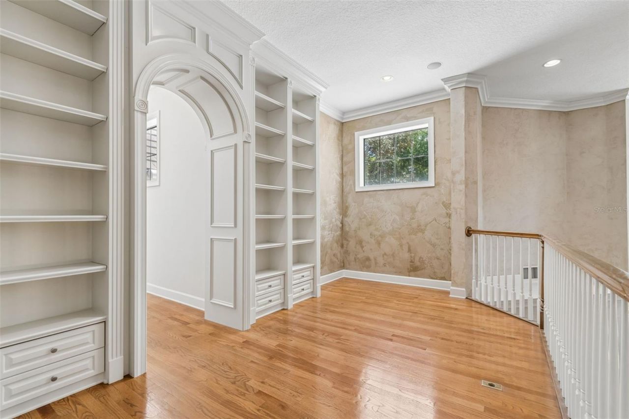 702 Berrocales De Avila, Tampa, FL 33613 Photo