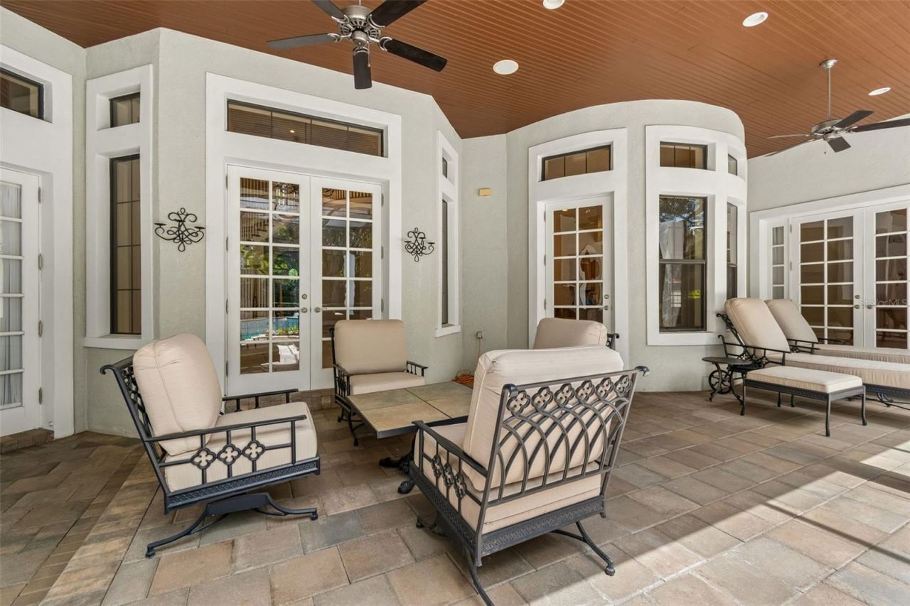 702 Berrocales De Avila, Tampa, FL 33613 Photo