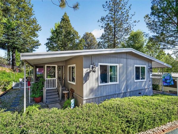 39678 Road 425B, Unit 50, Oakhurst, CA 93644