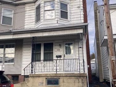 143 N RAILROAD AVE., FRACKVILLE, PA 17931