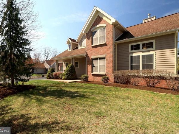 102 ABBOTT LANE , STATE COLLEGE, PA 16801