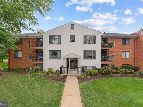 125 A CLUBHOUSE DRIVE SW, Unit 8, LEESBURG, VA 20175