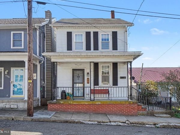 418 ELIZABETH STREET , WILLIAMSTOWN, PA 17098