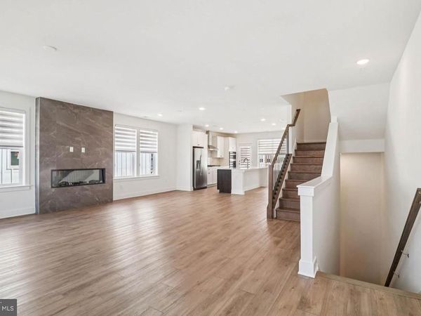 19814 LAVENDER DUST SQUARE, ASHBURN, VA 20147