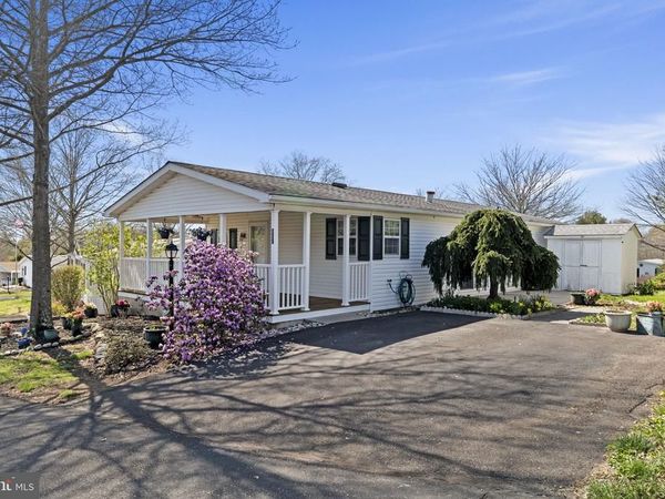 442 MANOR HOUSE LANE , SOUDERTON, PA 18964