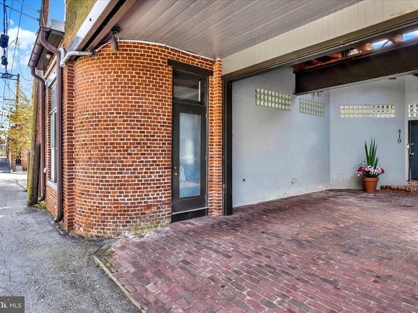 410 W MARION STREET, LANCASTER, PA 17603