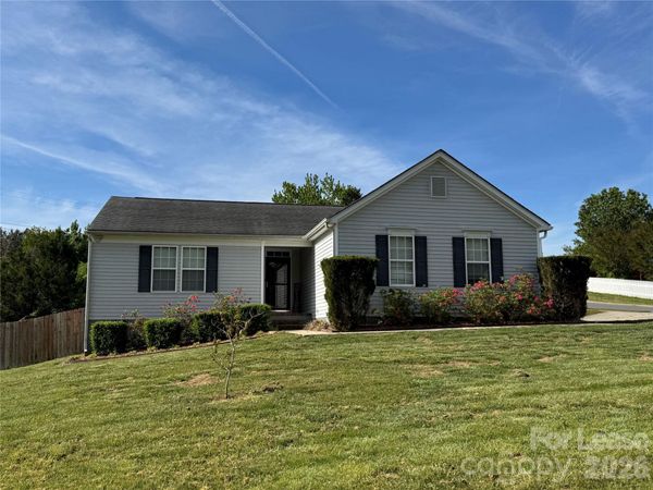 105 Brookstone Drive , Mount Holly, NC 28120