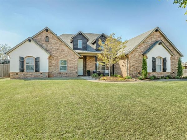 15409 Colonia Bella Drive, Edmond, OK 73013